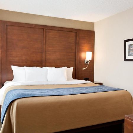 Comfort Inn & Suites Presidential Литл-Рок Экстерьер фото