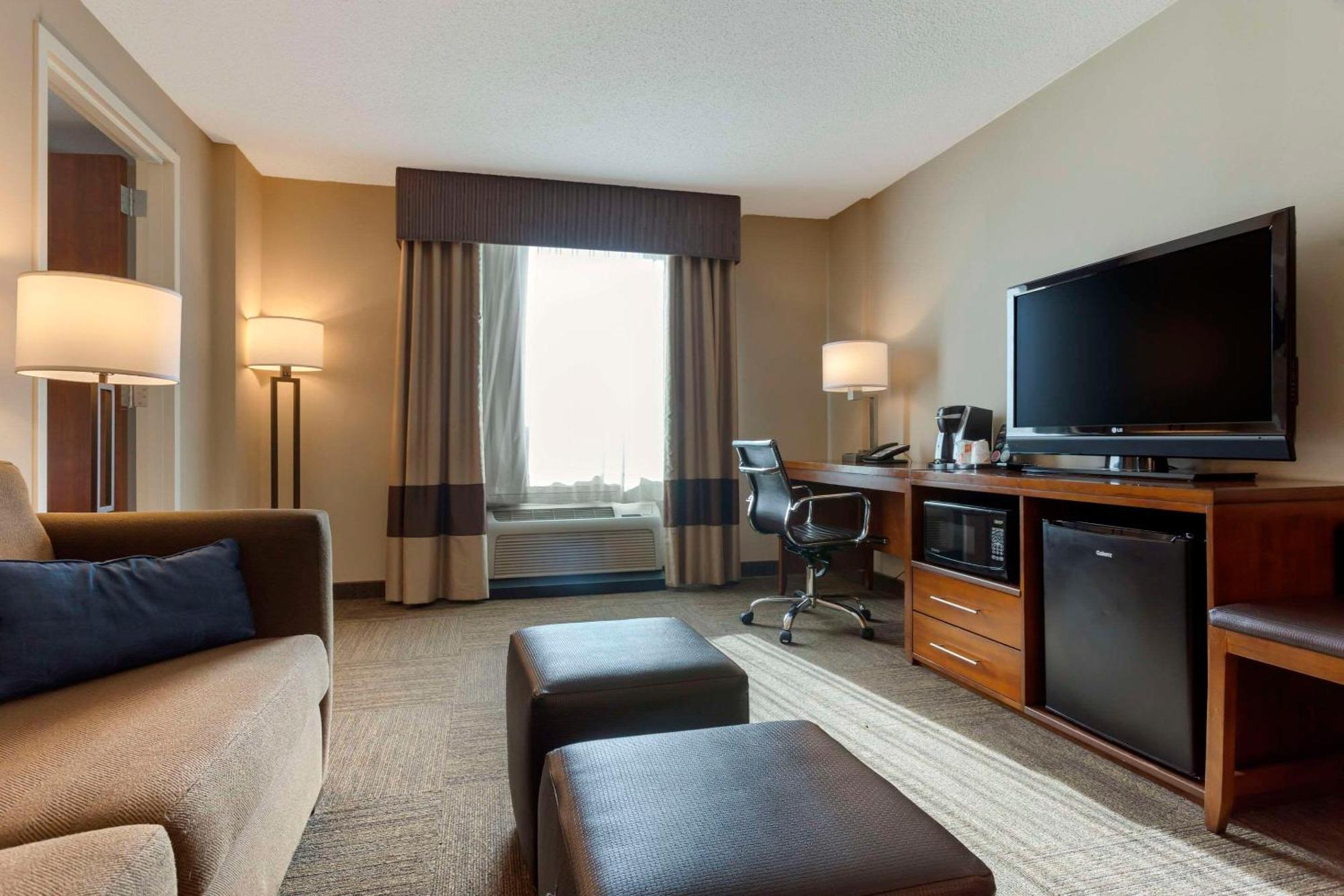Comfort Inn & Suites Presidential Литл-Рок Экстерьер фото